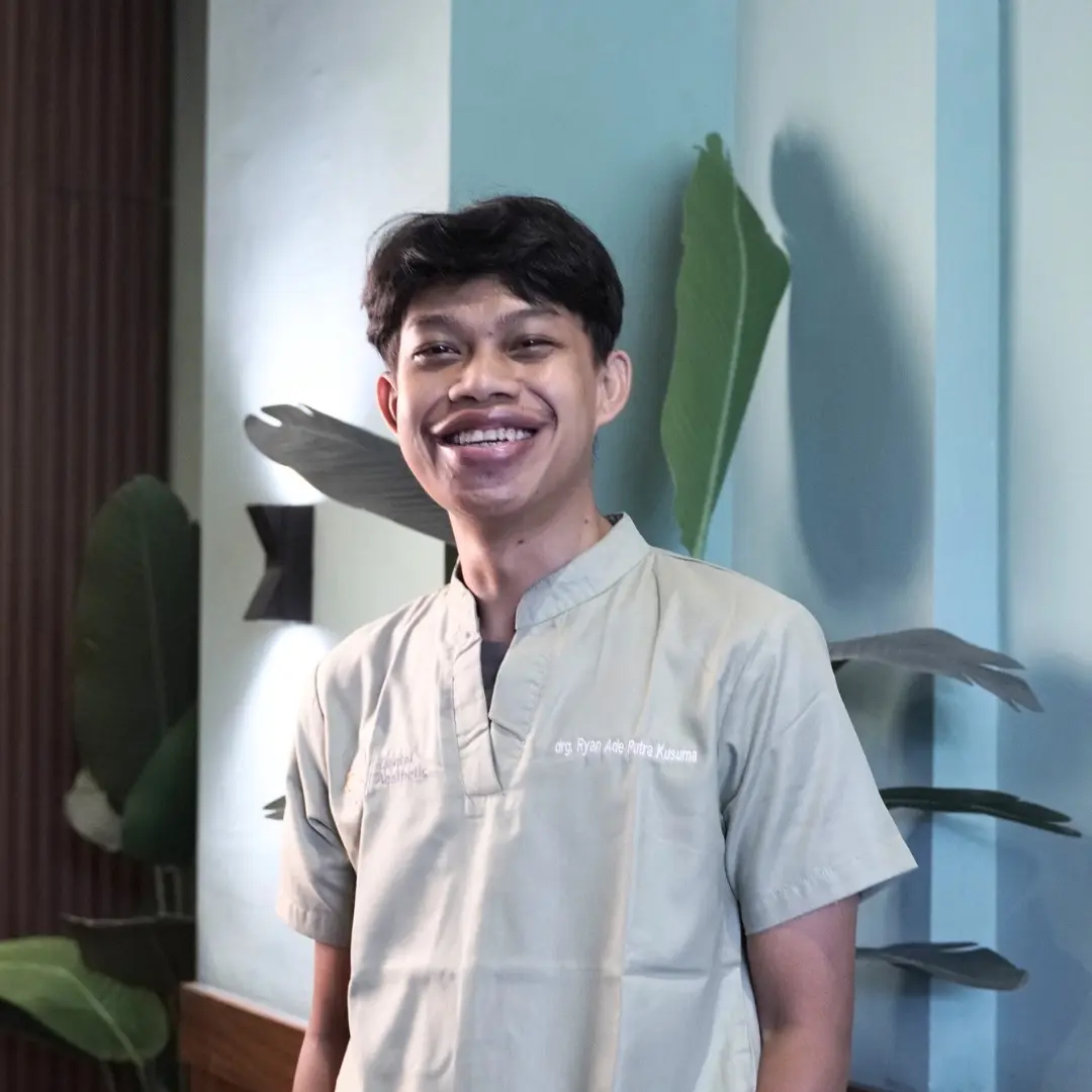 7 Ryan Ade Putra Kusuma, drg - DX Dental Aesthetic